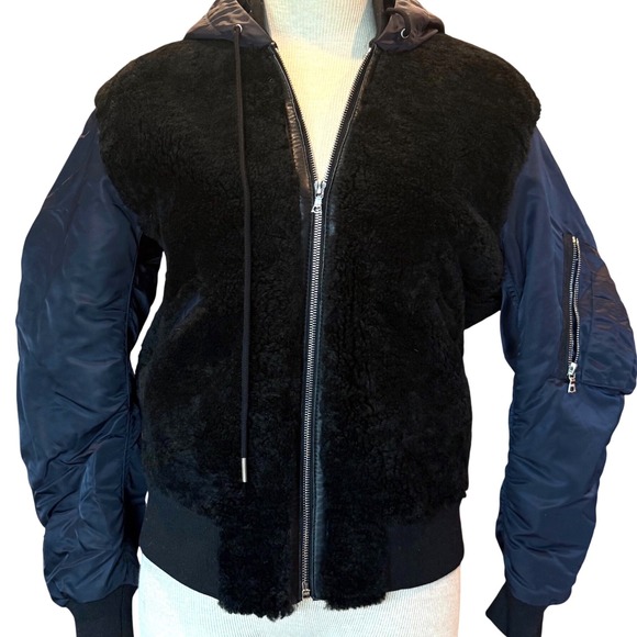 Sandro Paris Shearling Bomber Jacket Black Navy Lamb Fur Hooded Size 1 (US 4) - Picture 1 of 9
